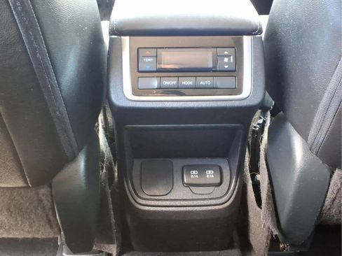 Used 2020 Subaru Ascent Premium w/ Convenience Package AWD/4WD image 29