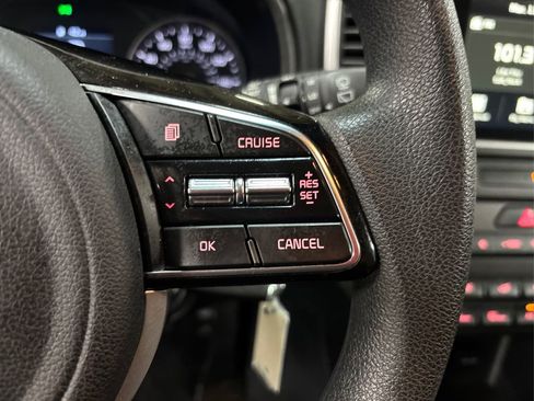 Used 2022 Kia Sportage LX FWD image 27