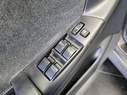 Used 2006 Toyota Corolla FWD image 14