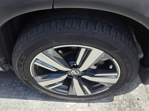 Used 2021 Nissan Rogue SL FWD image 6