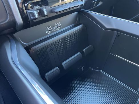 Used 2025 RAM 1500 Laramie w/ Sport Appearance Package image 20