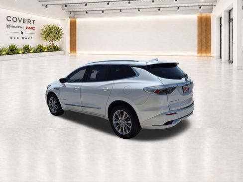 Used 2024 Buick Enclave Avenir w/ Avenir Technology Package FWD image 9