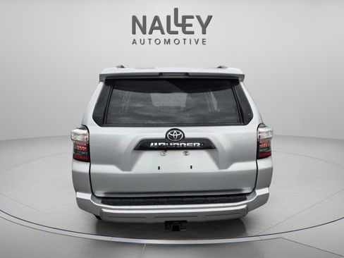 Used 2016 Toyota 4Runner Limited image 4