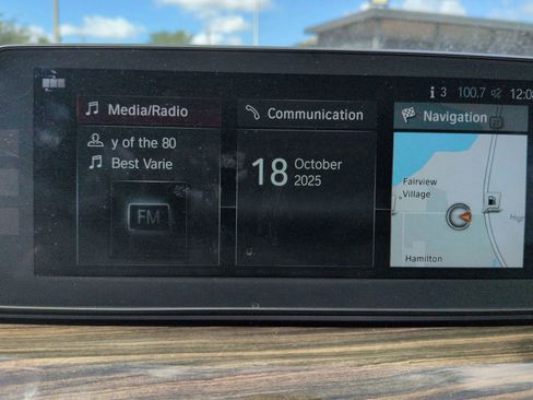 Used 2018 BMW 530i xDrive AWD/4WD image 16
