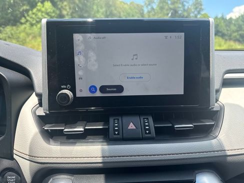 Used 2025 Toyota RAV4 XLE Premium FWD image 7