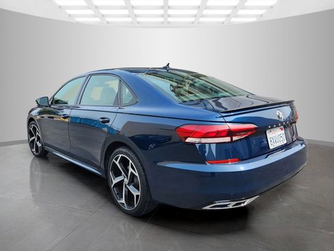 Used 2021 Volkswagen Passat 2.0T R-Line FWD image 5