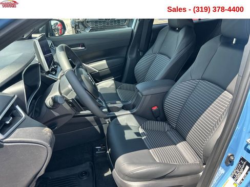 Used 2026 Toyota Corolla Cross AWD Hybrid w/ Convenience Package image 11