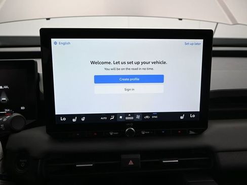 New 2026 Toyota RAV4 XSE w/ Weather Package AWD/4WD image 7