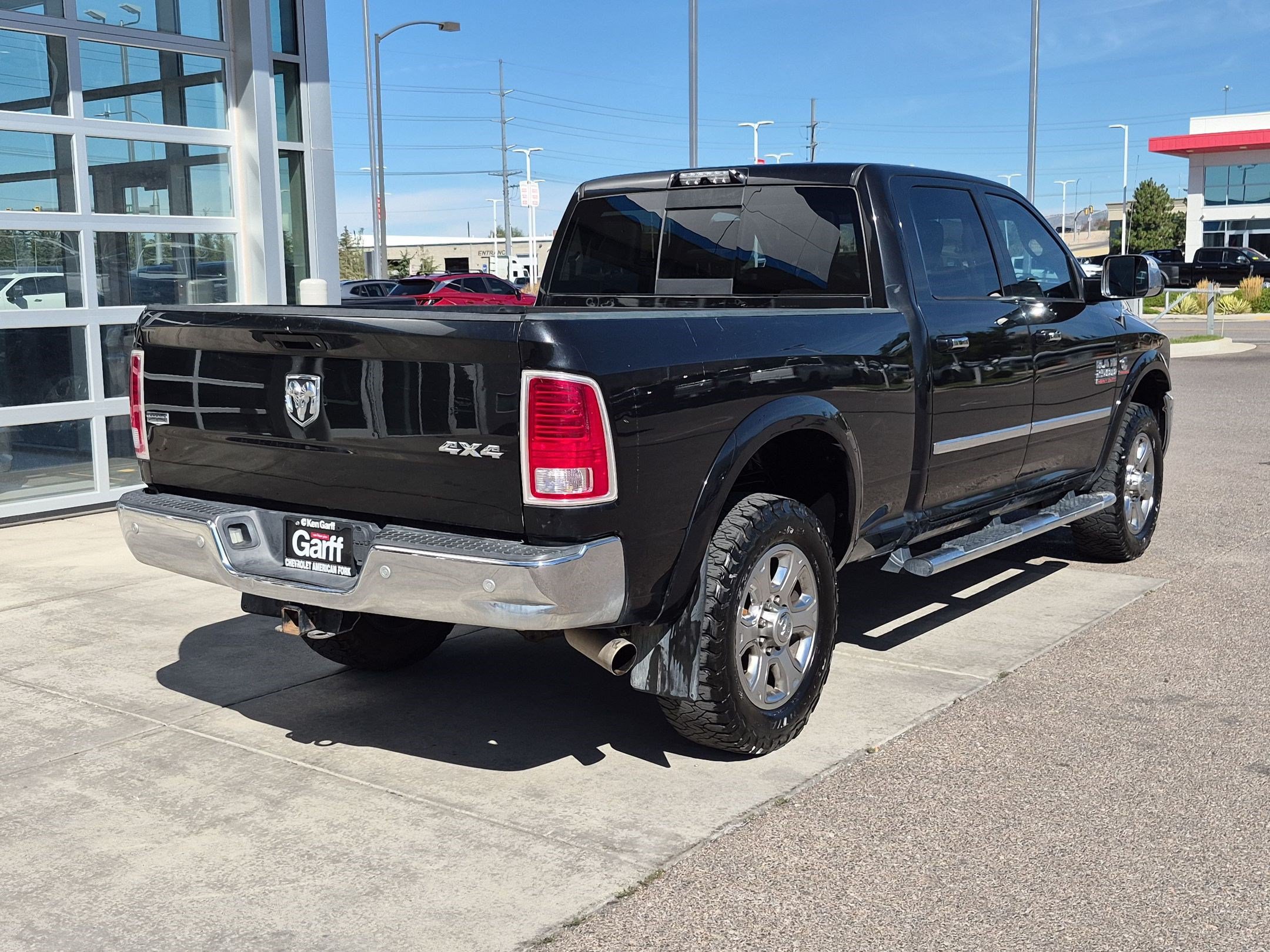 Used 2017 RAM 2500 Laramie AWD/4WD image 3