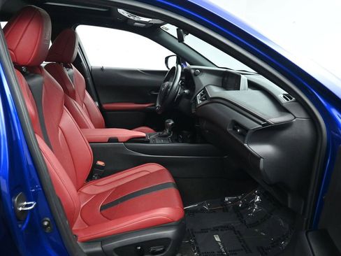 Used 2022 Lexus UX 200 F Sport w/ F Sport Premium Package image 20