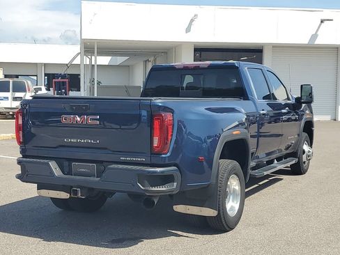 Used 2022 GMC Sierra 3500 Denali w/ Denali Ultimate Package AWD/4WD image 6