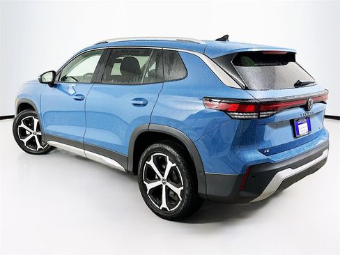 New 2025 Volkswagen Tiguan SE image 6