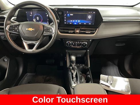 Certified 2025 Chevrolet TrailBlazer LT w/ Convenience Package FWD image 2