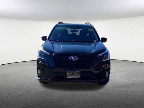 Used 2023 Subaru Forester Sport image 3