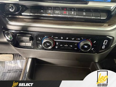 Used 2025 Chevrolet Silverado 1500 LT Trail Boss w/ Convenience Package II AWD/4WD image 16