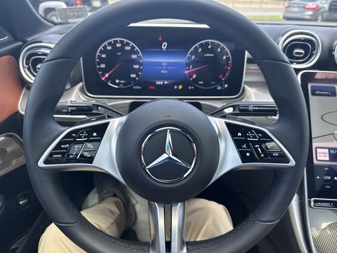 Used 2023 Mercedes-Benz C 300 4MATIC Sedan image 18
