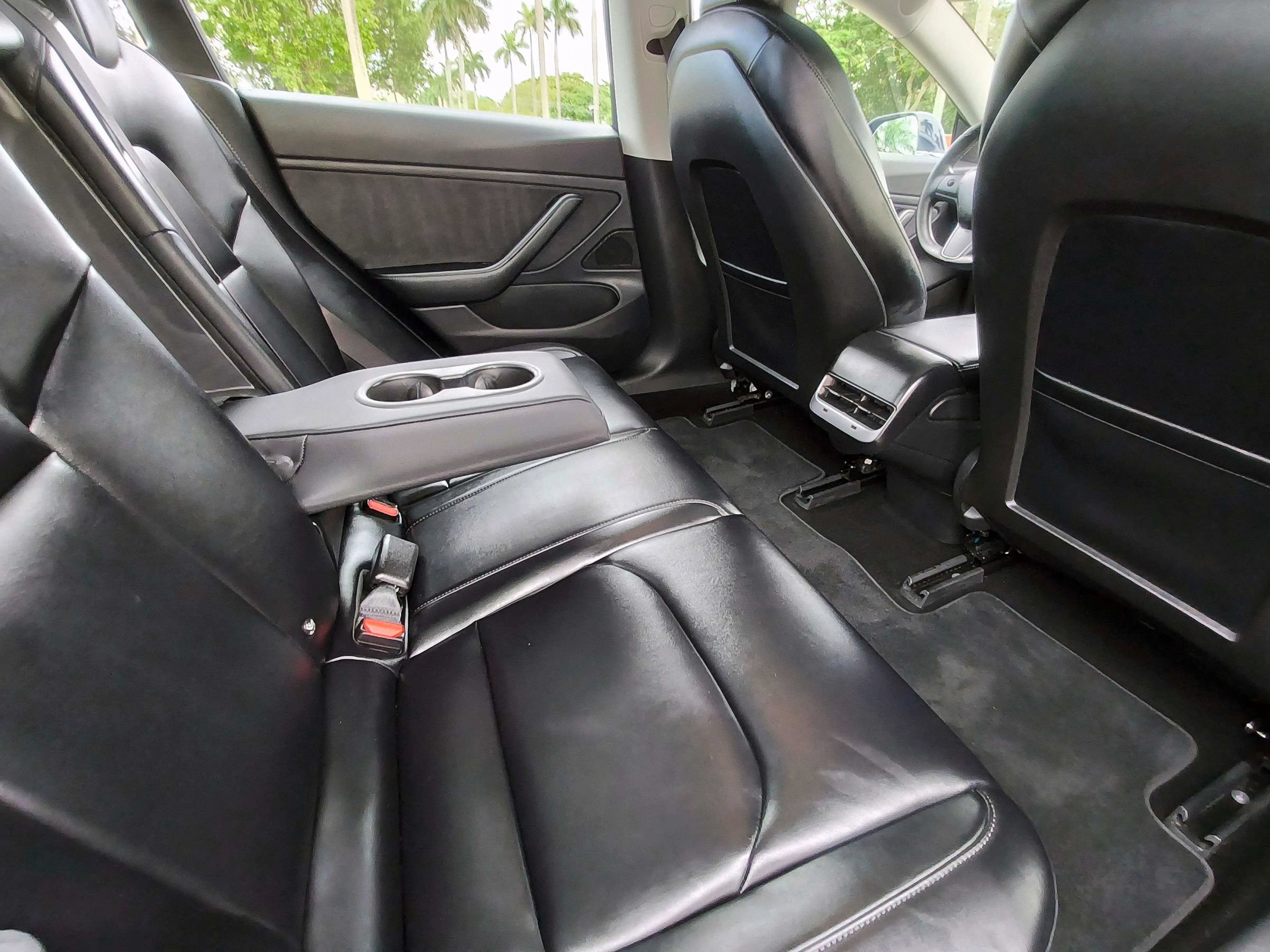 Used 2018 Tesla Model 3 Long Range RWD image 30