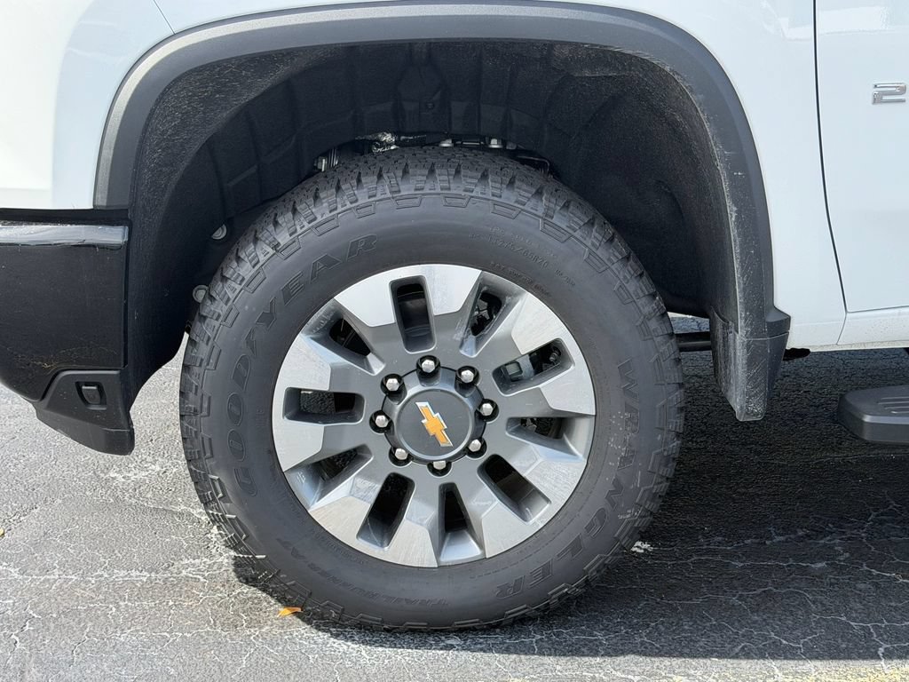 New 2026 Chevrolet Silverado 2500 Custom w/ Custom Value Package AWD/4WD image 12