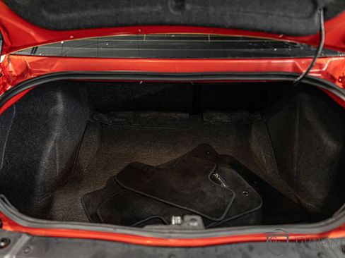 Used 2015 Dodge Challenger SRT image 16