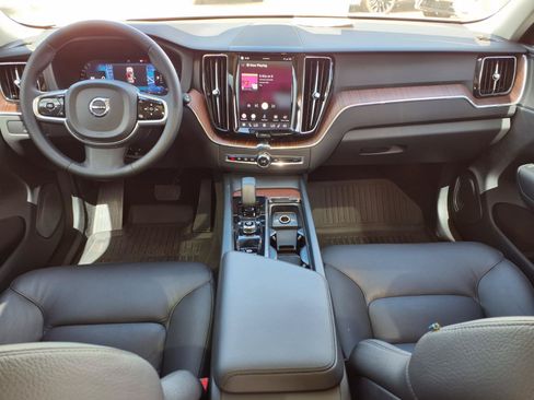 Certified 2024 Volvo XC60 B5 Plus w/ Protection Package Premier AWD/4WD image 16