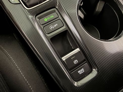 Used 2025 Honda Civic LX image 15