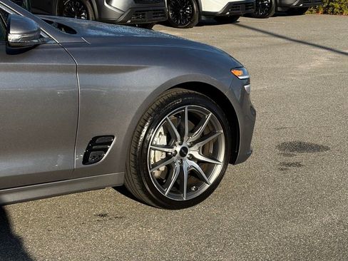 Used 2025 Genesis G70 2.5T RWD image 8