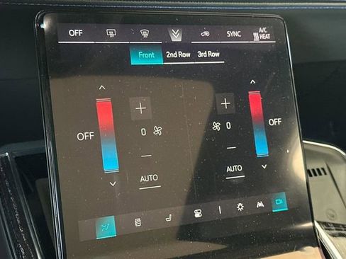 New 2025 Cadillac Escalade IQ Sport 1 w/ LPO, ONYX Package image 21