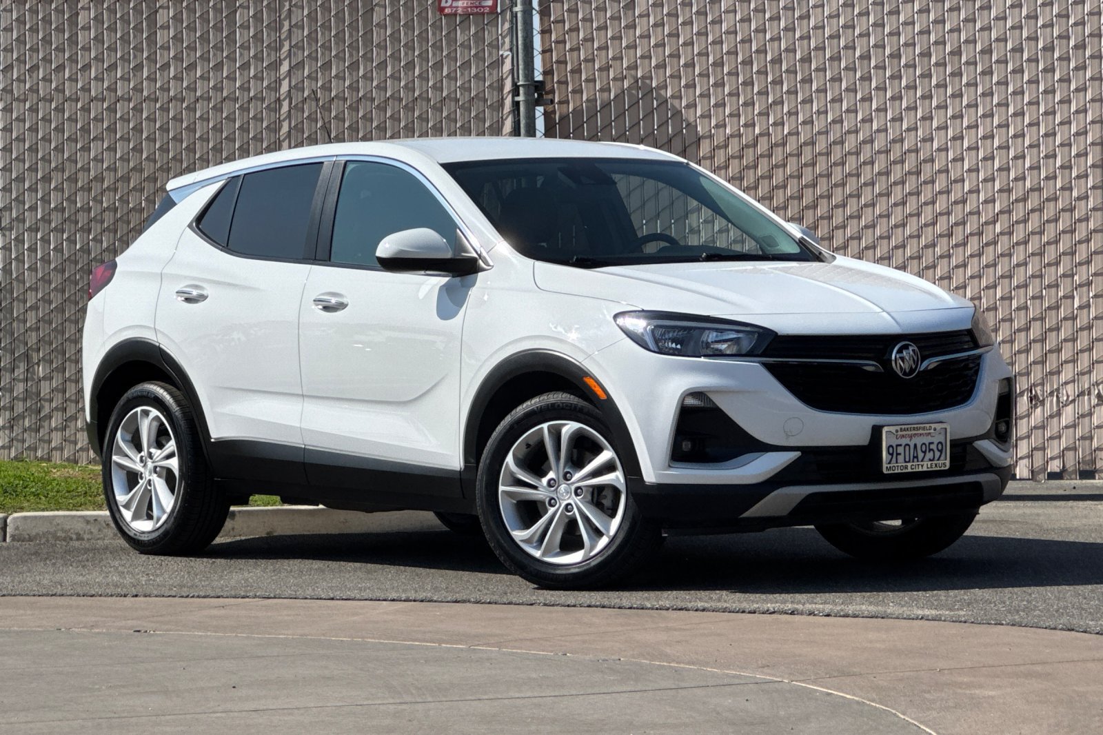 Used 2023 Buick Encore GX Preferred w/ Cold Weather Comfort Package FWD image 2