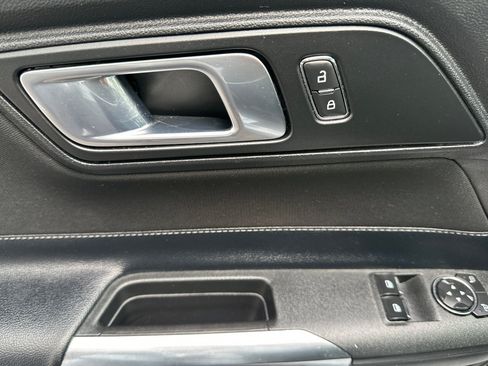 Used 2020 Ford Mustang GT RWD image 11