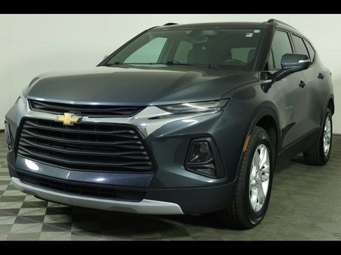 Used 2019 Chevrolet Blazer LT FWD image 1
