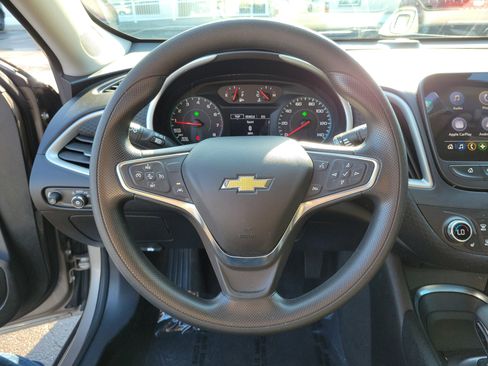 Used 2024 Chevrolet Malibu LT FWD image 21