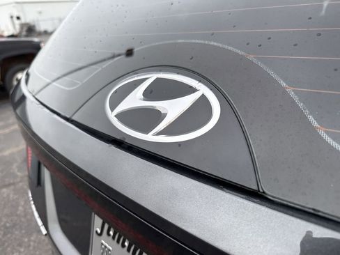 Used 2023 Hyundai Tucson SE image 38