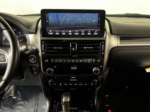 Used 2023 Lexus GX 460 Premium AWD/4WD image 19