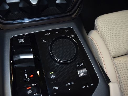 New 2026 BMW X3 xDrive30 w/ Premium Package image 14