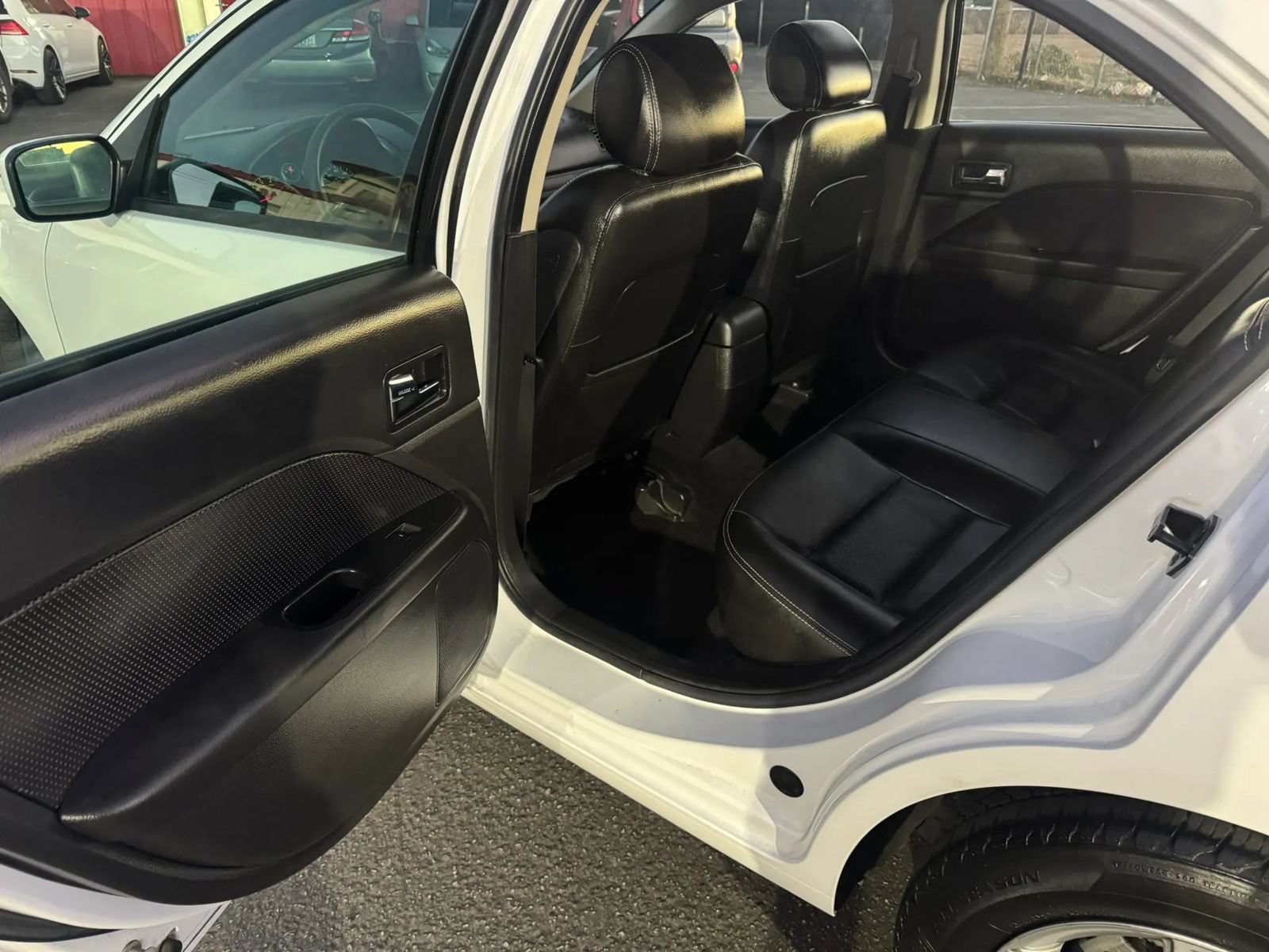 Used 2007 Ford Fusion SE FWD image 22
