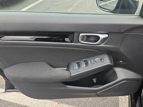 Certified 2023 Honda Civic EX image 12