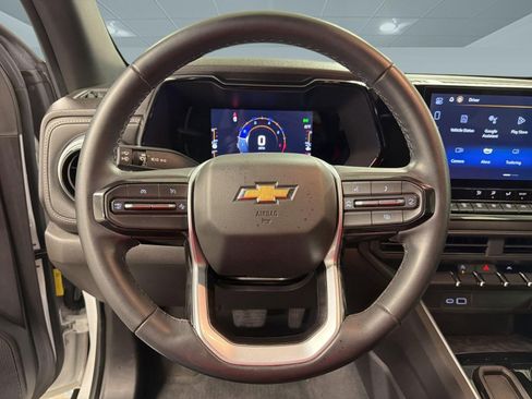 Used 2023 Chevrolet Colorado LT w/ LT Convenience Package RWD image 15