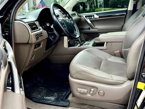 Used 2016 Lexus GX 460 AWD/4WD image 8