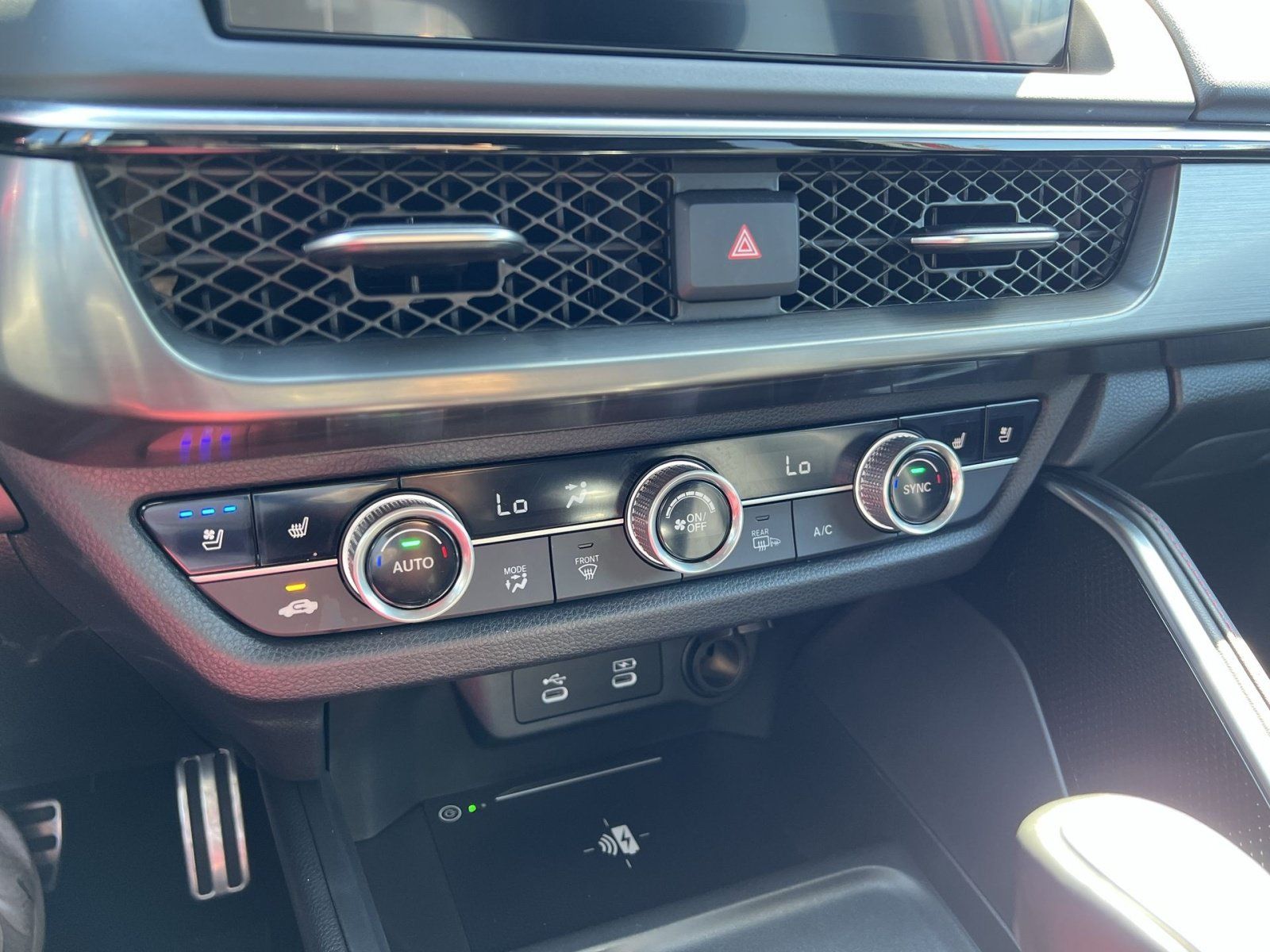 Certified 2025 Acura ADX A-Spec AWD/4WD image 18