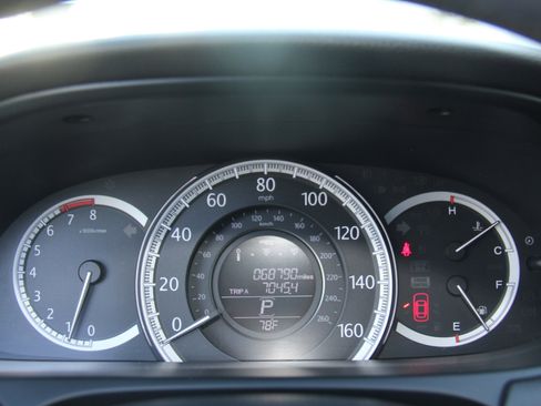 Used 2015 Honda Accord EX-L image 13