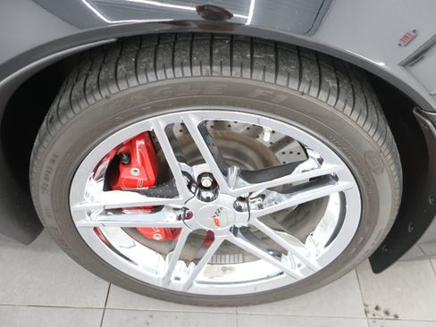Used 2008 Chevrolet Corvette Z06 w/ Preferred Equipment Group RWD image 3