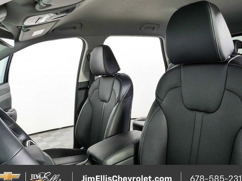 Used 2026 Kia Sorento S FWD image 5
