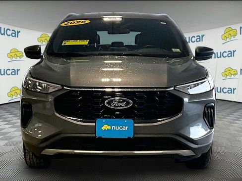 Used 2025 Ford Escape ST-Line image 2