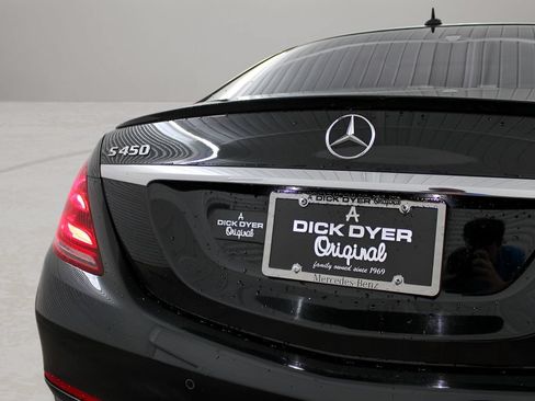 Used 2019 Mercedes-Benz S 450 Sedan image 43