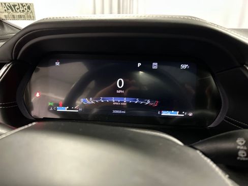Used 2025 Jeep Grand Cherokee Overland w/ Luxury Tech Group IV AWD/4WD image 16