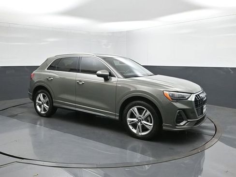 Used 2022 Audi Q3 2.0T Premium image 17