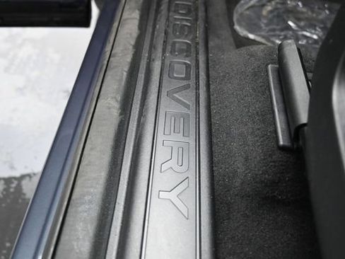 New 2025 Land Rover Discovery Sport S image 23