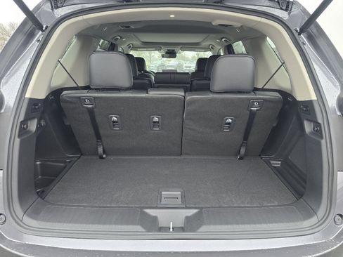 New 2025 Honda Pilot Touring image 21