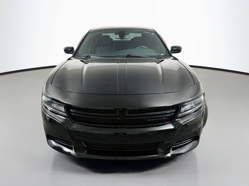 Used 2018 Dodge Charger SXT Plus w/ Driver Convenience Group RWD image 2