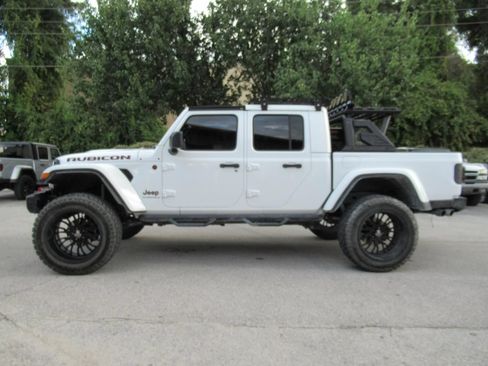 Used 2023 Jeep Gladiator Rubicon w/ LED Lighting Group AWD/4WD image 4